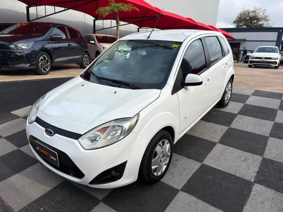 FORD FIESTA 1.6 SE HATCH 16V FLEX 4P MANUAL FORD FIESTA 1.6 SE HATCH 16V FLEX 4P MANUAL